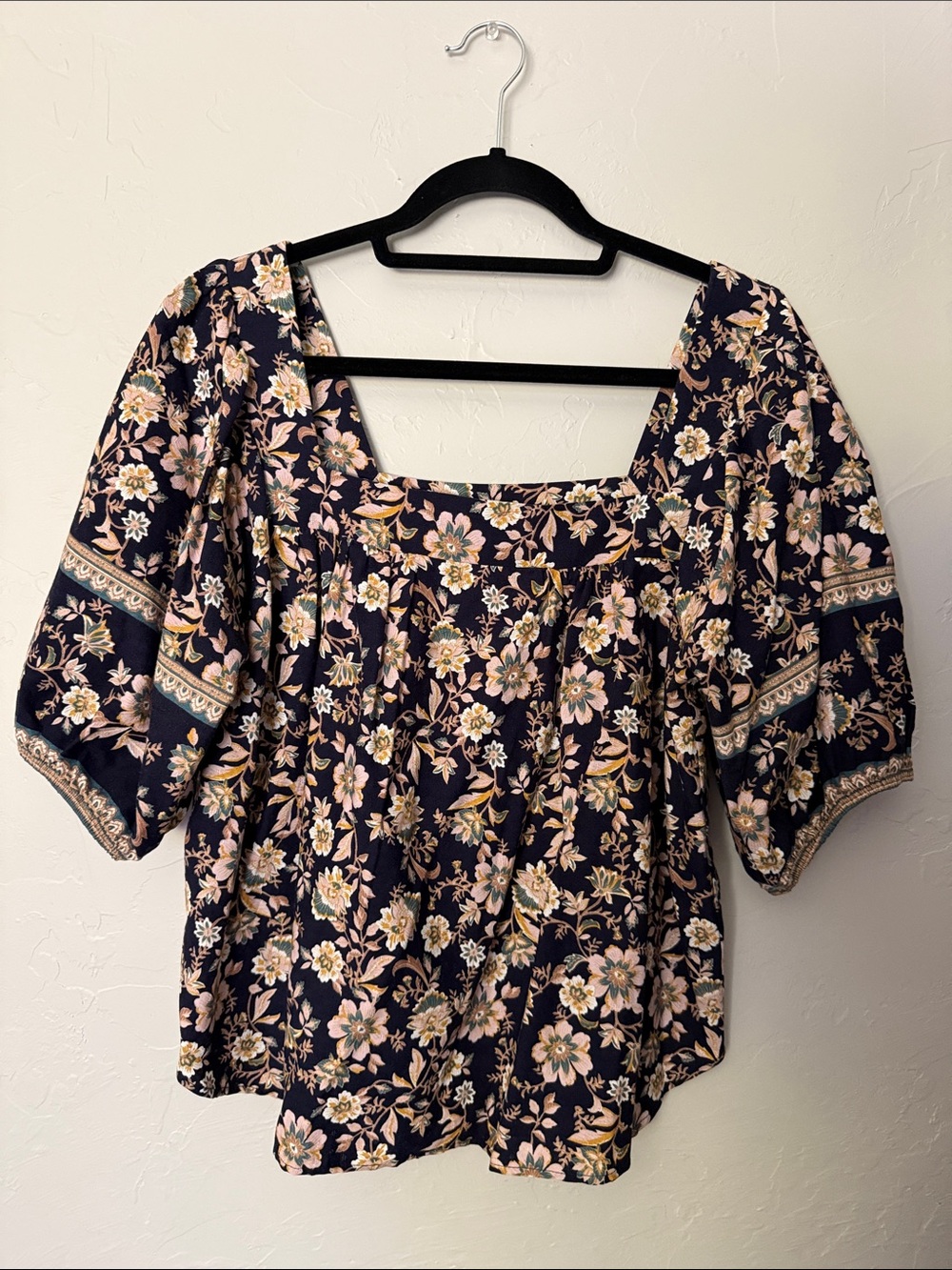Square-Neck Floral Peasant Blouse in Navy and Blush